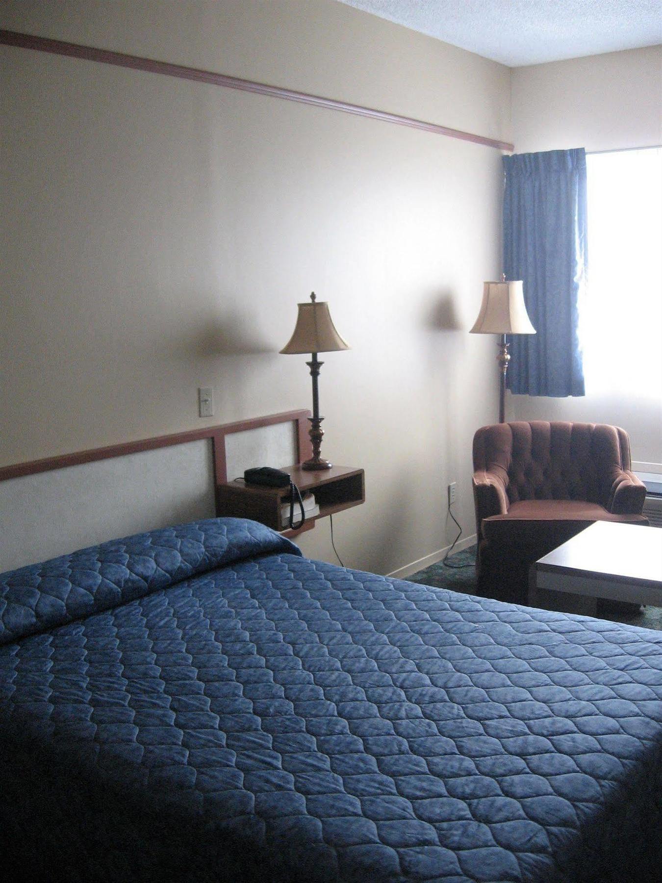 Motel Princesse Chicoutimi Εξωτερικό φωτογραφία